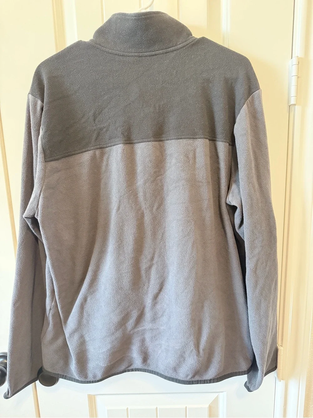 The North Face XL Black Gray Fleece FOX ESS Logo